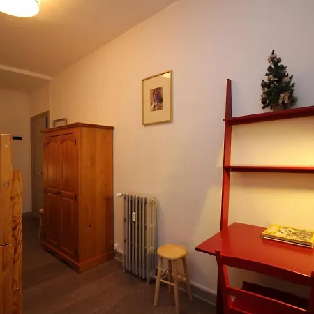 Apartment T3 Au Mont-dore, Centre, 3 Etoiles, Balcon, Ascenseur, Wifi, Proche Thermes Et Navette - Fr-1-608-17